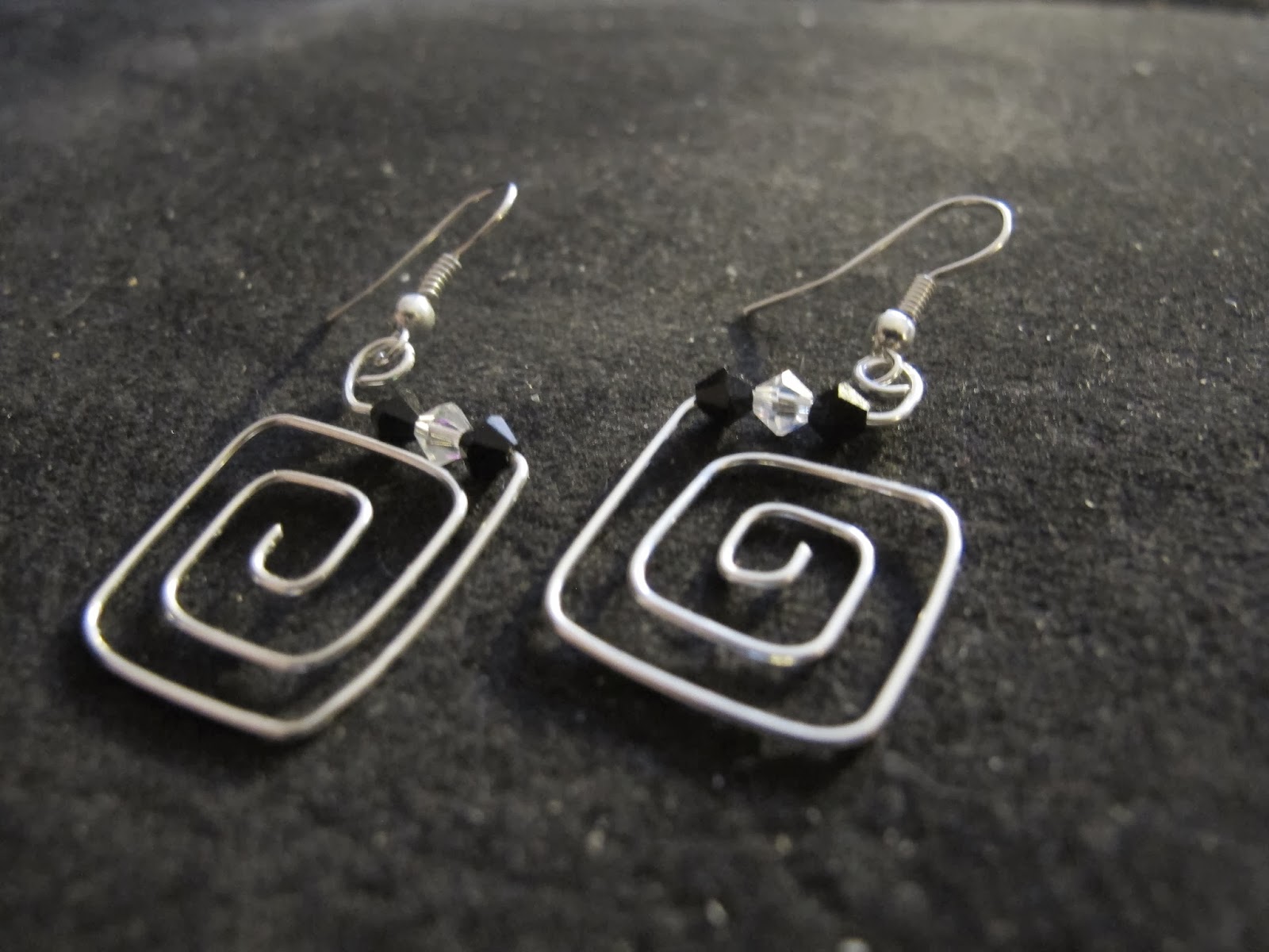 Naomi's Designs Handmade Wire Jewelry Silver wire wrapped square