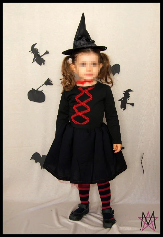 Working last minute to get a Halloween costume for a little girl?  Check out this quick girls witch costume and she'll have something perfect for trick or treating.