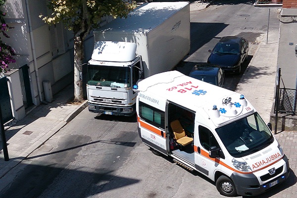 Traffico e disagi in via Giovanni XXIII -VIDEO