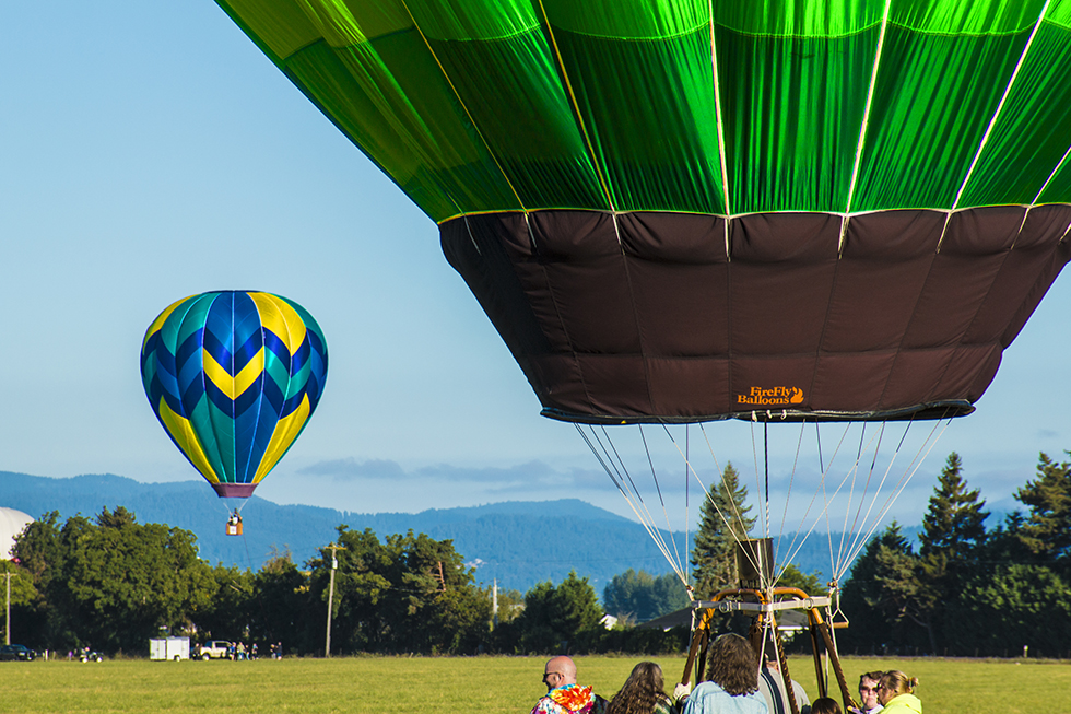 Photographing Oregon Northwest Art and Air Show with Hot Air Balloons