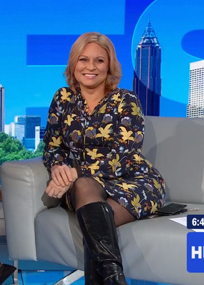 THE APPRECIATION OF BOOTED NEWS WOMEN BLOG : jennifer westhoven