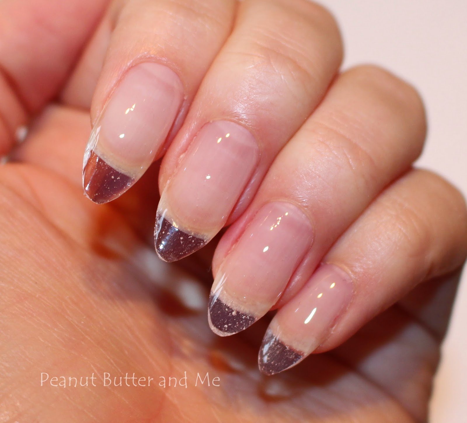 Semilac Hard almond nails shape nude classic elegant clean nail natural perfect gel hybrydy hybryda bezbarwny fake nails polish Semilac Hard żelowe paznokcie fake nails polish lakier UV gdzie kupić jak zrobić diamond cosmetics Poznań poland long plastic instagram hola paola