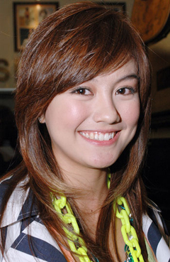 WALLPAPER DESAIN: Agnes Monica Dapat 7 Penghargaan Sekaligus dari JPopAsia