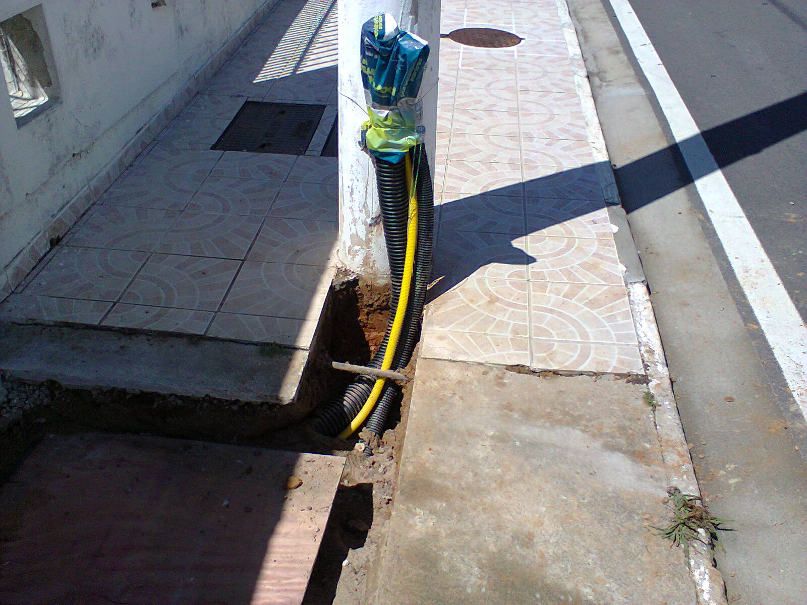 aloisio eletricista: Ramal de entrada subterrânea