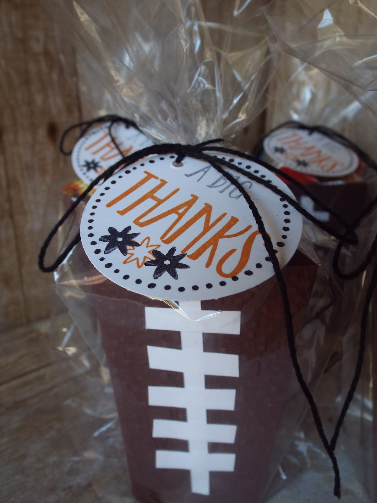 unique-ink-football-popcorn-boxes