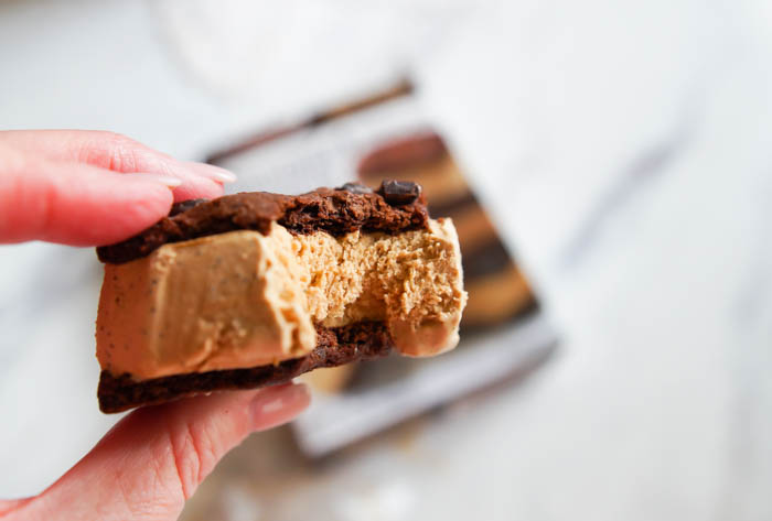 Trader Joe's review: brownie crisp coffee ice cream sandwiches | #traderjoes