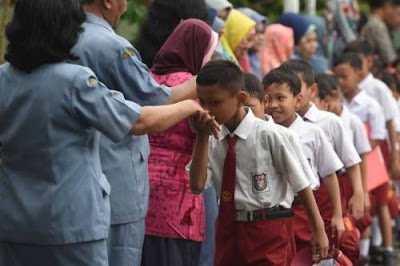 Hari Libur Nasional dan Cuti Bersama Tahun  Hari Libur Nasional dan Cuti Bersama Tahun 2018