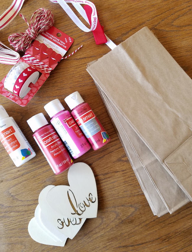 Valentine's Day Favor Bags - Remodelando la Casa