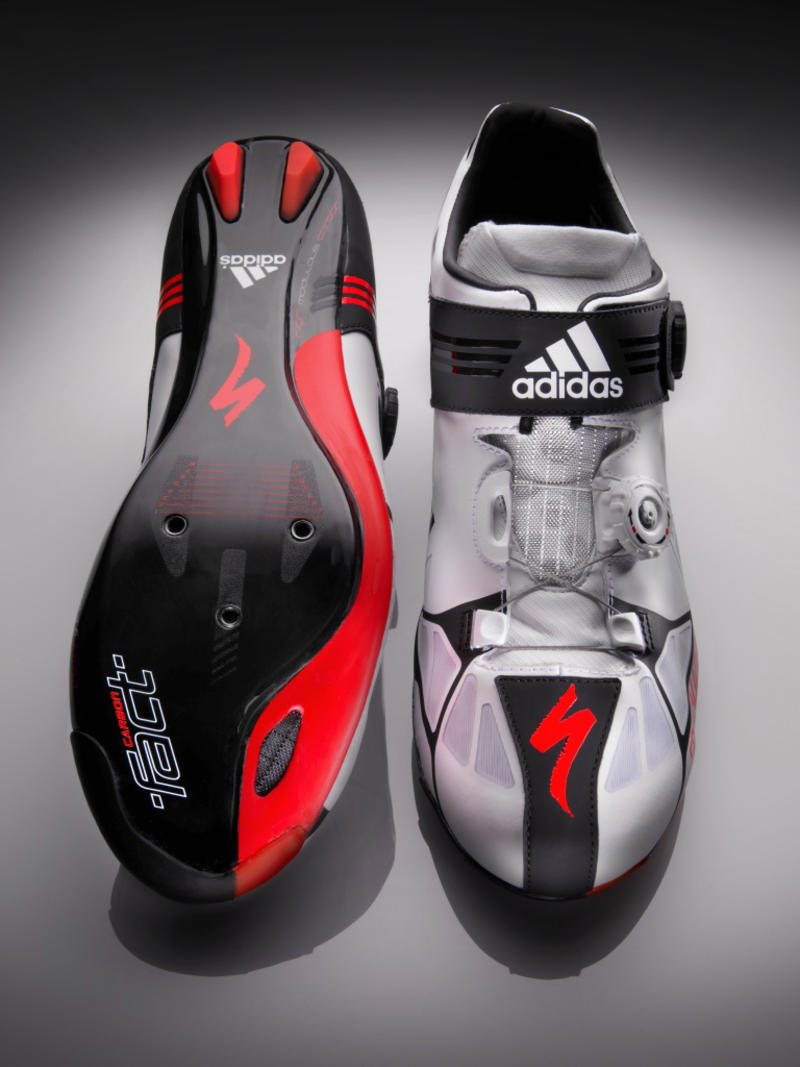 Las zapatillas especiales para las Olimpiadas de Adidas Pearl Izumi ~ Ultimate Bikes Magazine
