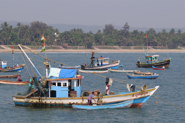 Boats at Vengurla Jetty Boats at Vengurla Jetty