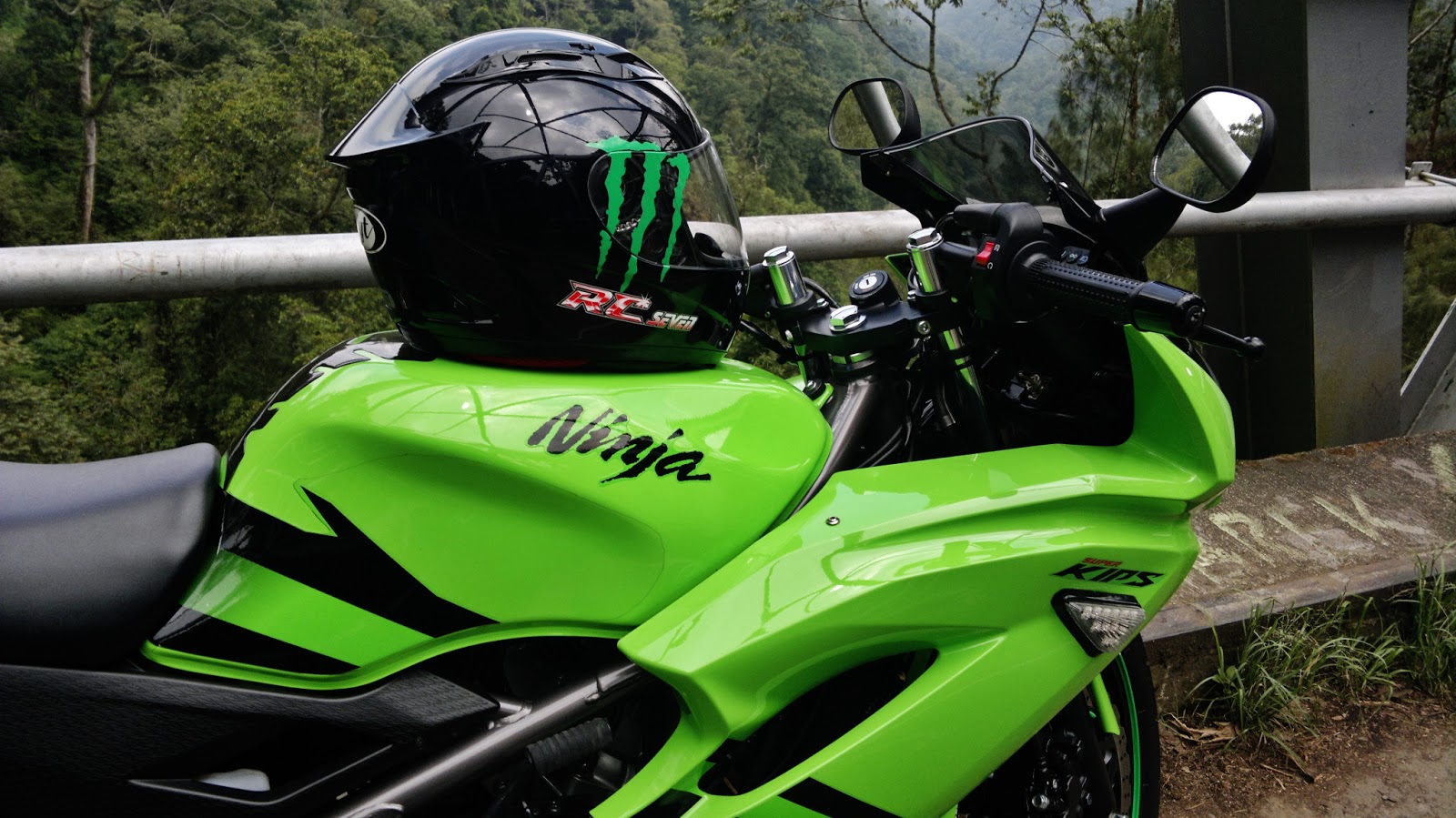 Foto Ninja Rr 2012 - Wallpaper Dunia