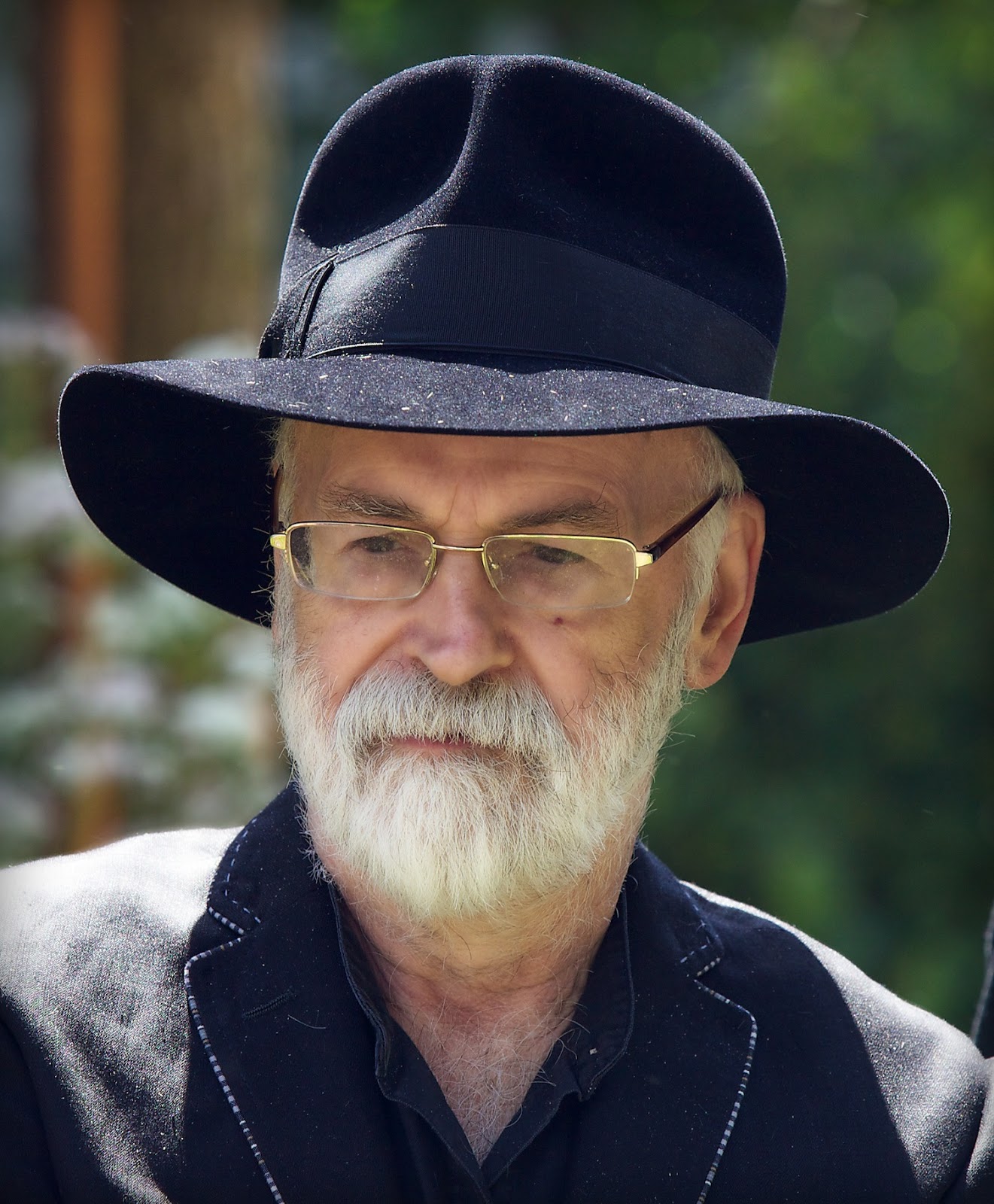 The Publishing Cafe: Terry Pratchett's daughter speaks out