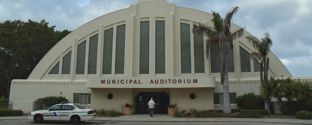 Auditorio municipal en Sarasota Jefferson Aleman