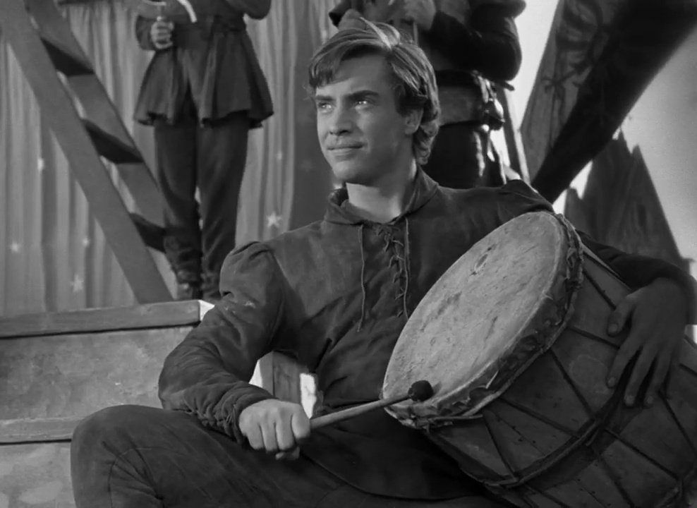 Edmond+O%2527Brien+in+The+Hunchback+of+N