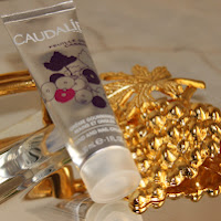 Caudalie Hand and Nail Cream "Feuille de Cassis" - Review