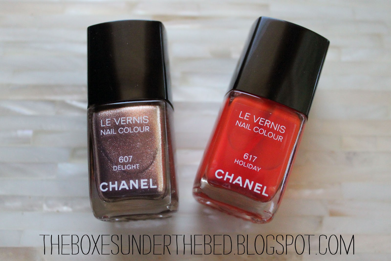 The boxes under the bed: Chanel Delight and Holiday Le Vernis - Swatches  and Review