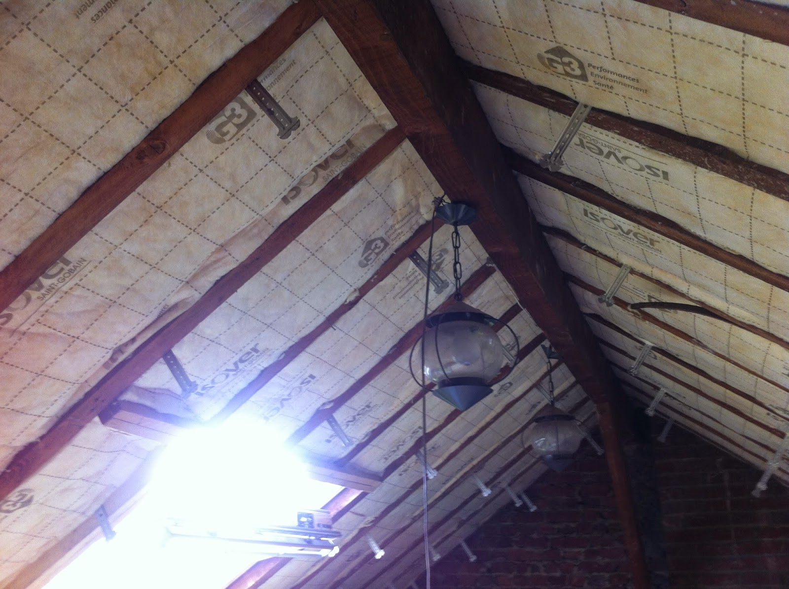 Rénovation de notre maison à Faches Thumesnil Suite de la pose de la 1ère couche de laine de