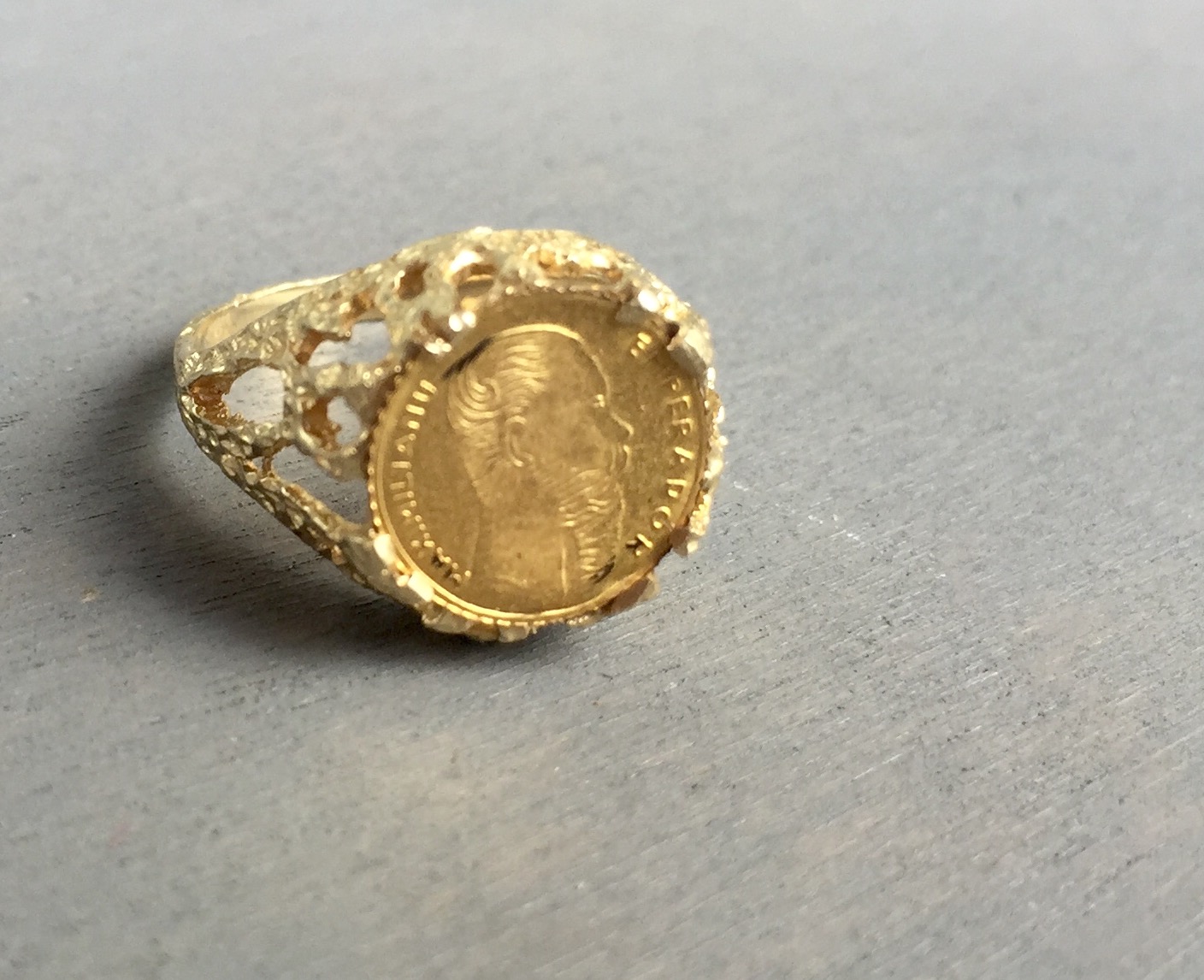 My Gilded Magpie Maximillianu Emperador Mexican Gold Coin Ring I Recently Stumbled Upon A Cool Little Ring Gold Handmade Setting Displaying Coin The Tiny Which Naturally Umed Was Piece Of Pirate