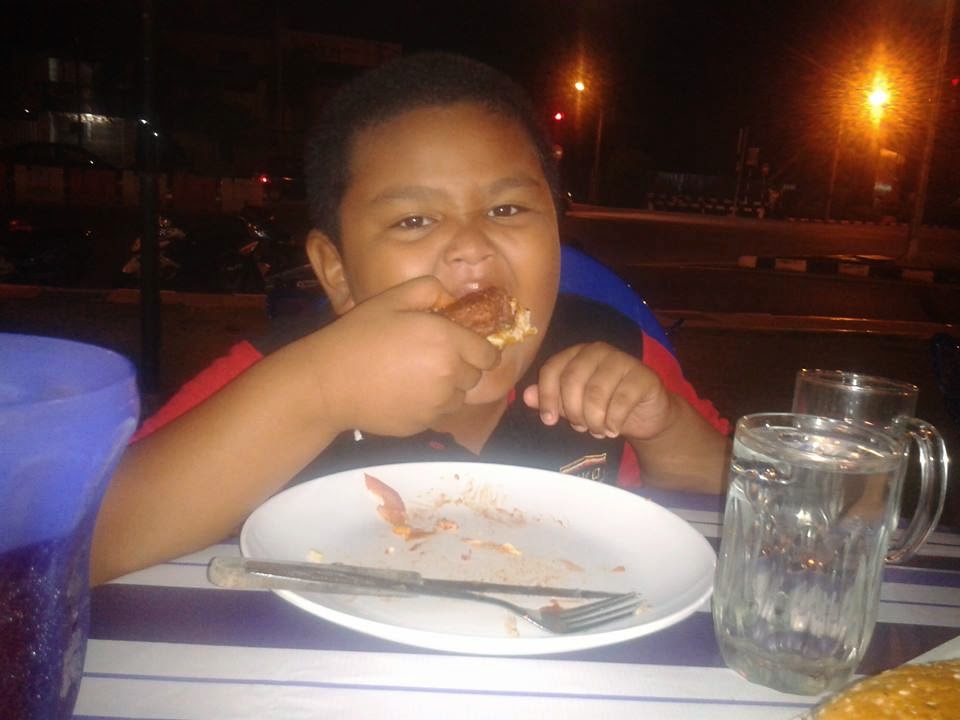 Fruit King Burger Untuk Birthday Boy Ini Cerita PUAN KUTU...