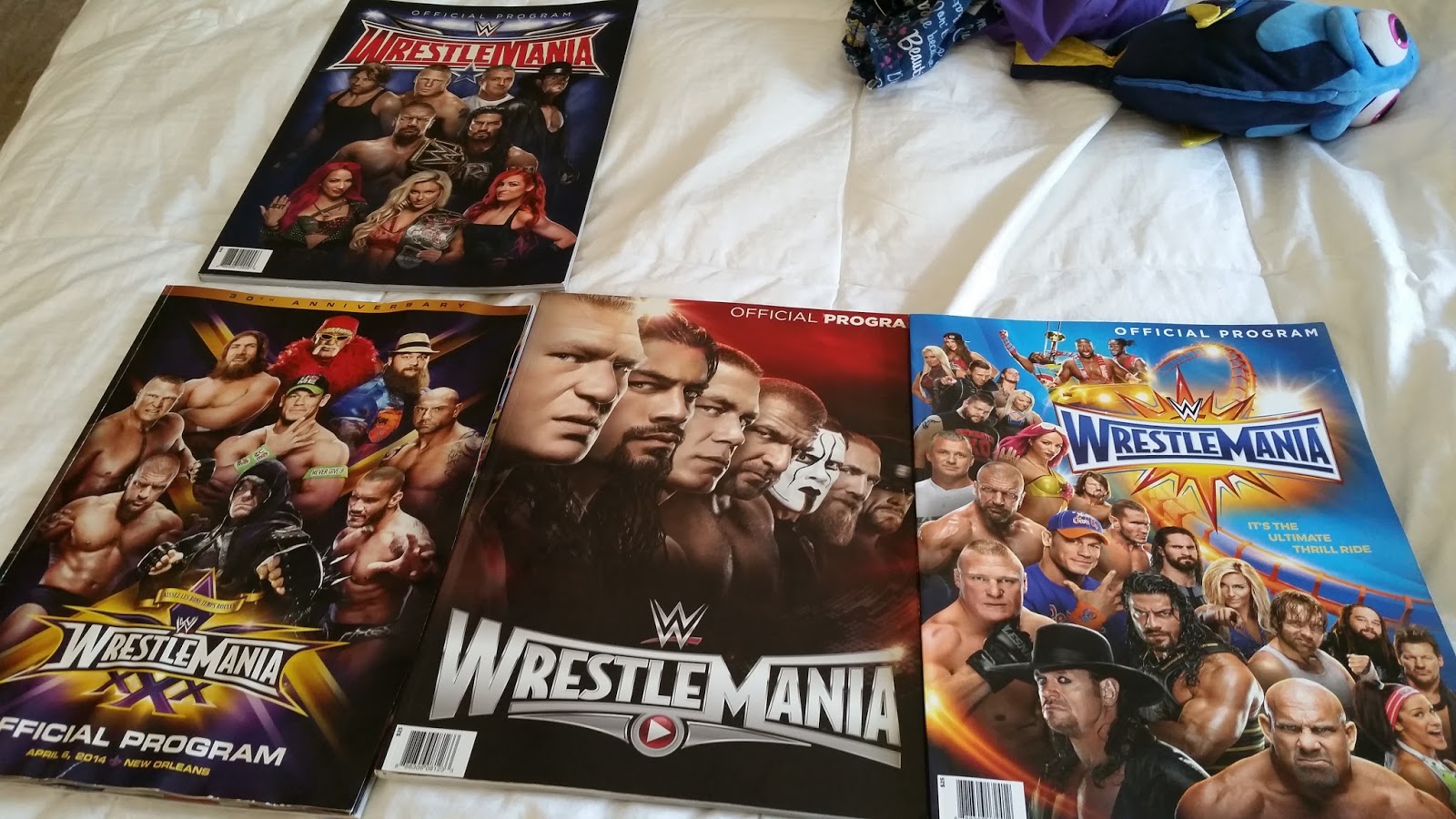 Jade's World Wrestlemania official program 31 32 33 30