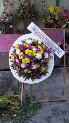 standing flower surabaya