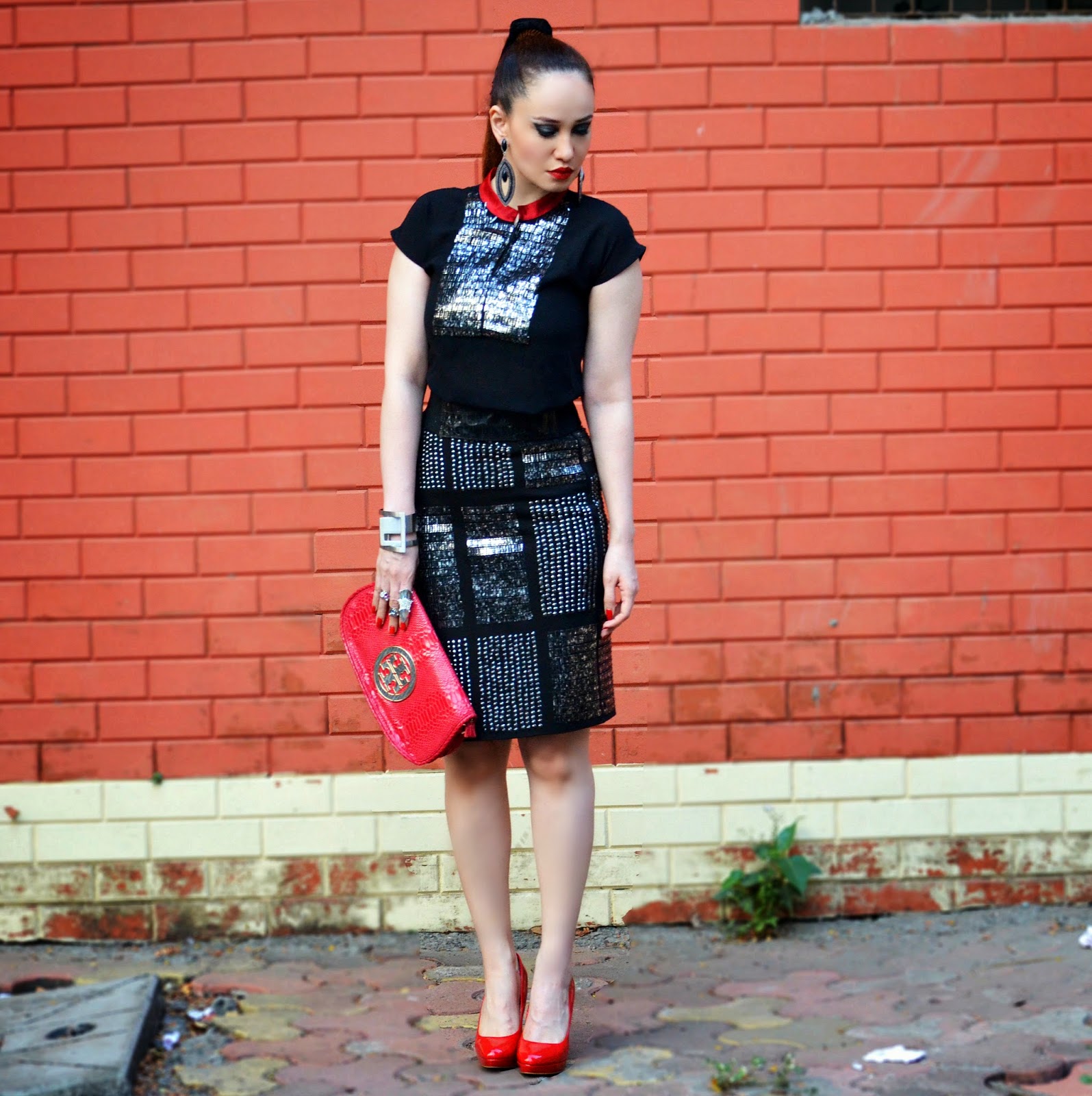 Vero Moda Marquee Black& Red Sequin Top & Black Sequin Skirt