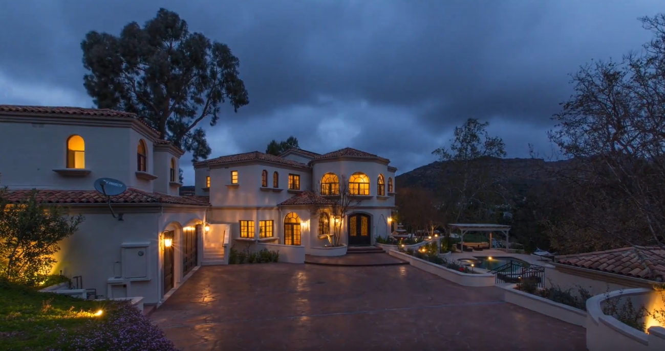 18 Photos vs. 5145 Lakeview Canyon Rd, Westlake Village, CA Home Interior Design Tour