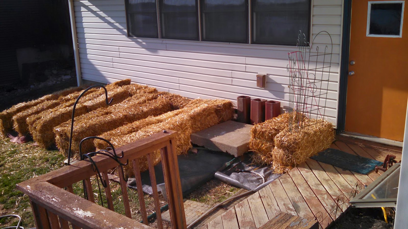 Straw Bale Gardening Easy Raised Beds Penny Pincher Journal