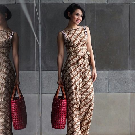 25 Model Baju Batik Gamis 2020 25 Model Baju Batik Gamis 2020