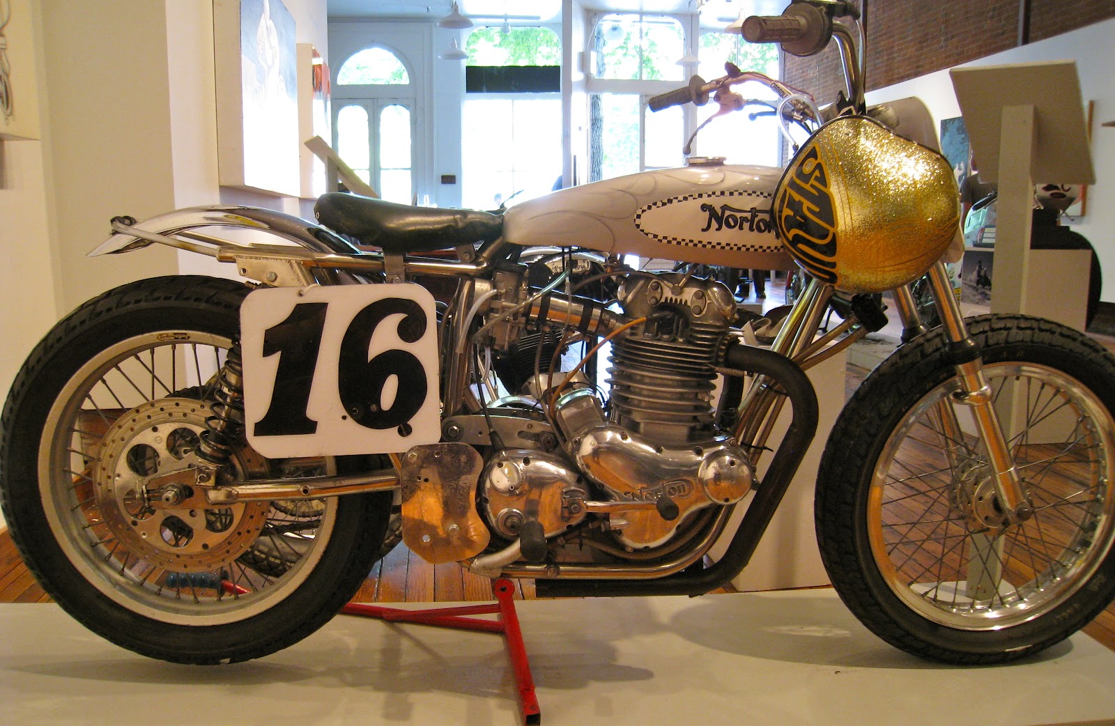 redline motorcycle frames