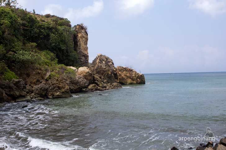 pantai logending kebumen