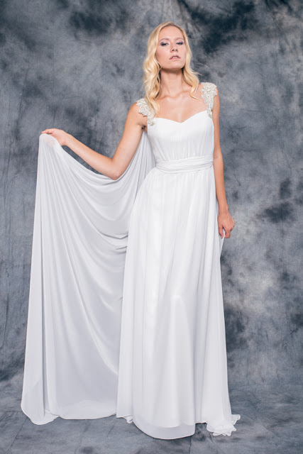 Nueva colección de vestidos de novia 2017 de L'AVETIS Nueva colección de vestidos de novia 2017 de L'AVETIS