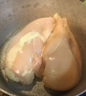 how to boil chicken breasts the healthiest way, grandma’s boiled chicken, step-by-step to boiling chicken, comprehensive guide to boiling chicken, how to boil chicken breasts for easy weeknight meals