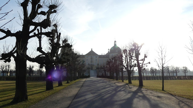 Schloss Moritzburg - von der Gartenseite aus Schloss Moritzburg - von der Gartenseite aus