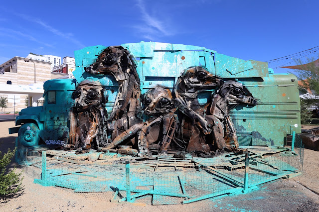 Our friend Bordalo II was also in Las Vegas, Nevada where he participated in the third edition of the always excellent Life Is Beautiful Festival which was curated by JUSTKIDS.