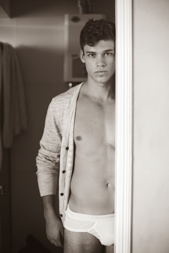 gabriel-loureiro-by-jeff-segenreich-08.j