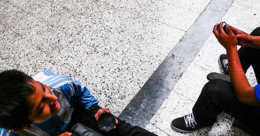 75 % de niños trabajadores del país no tienen estudios escolares completos 75 % de niños trabajadores del país no tienen estudios escolares completos