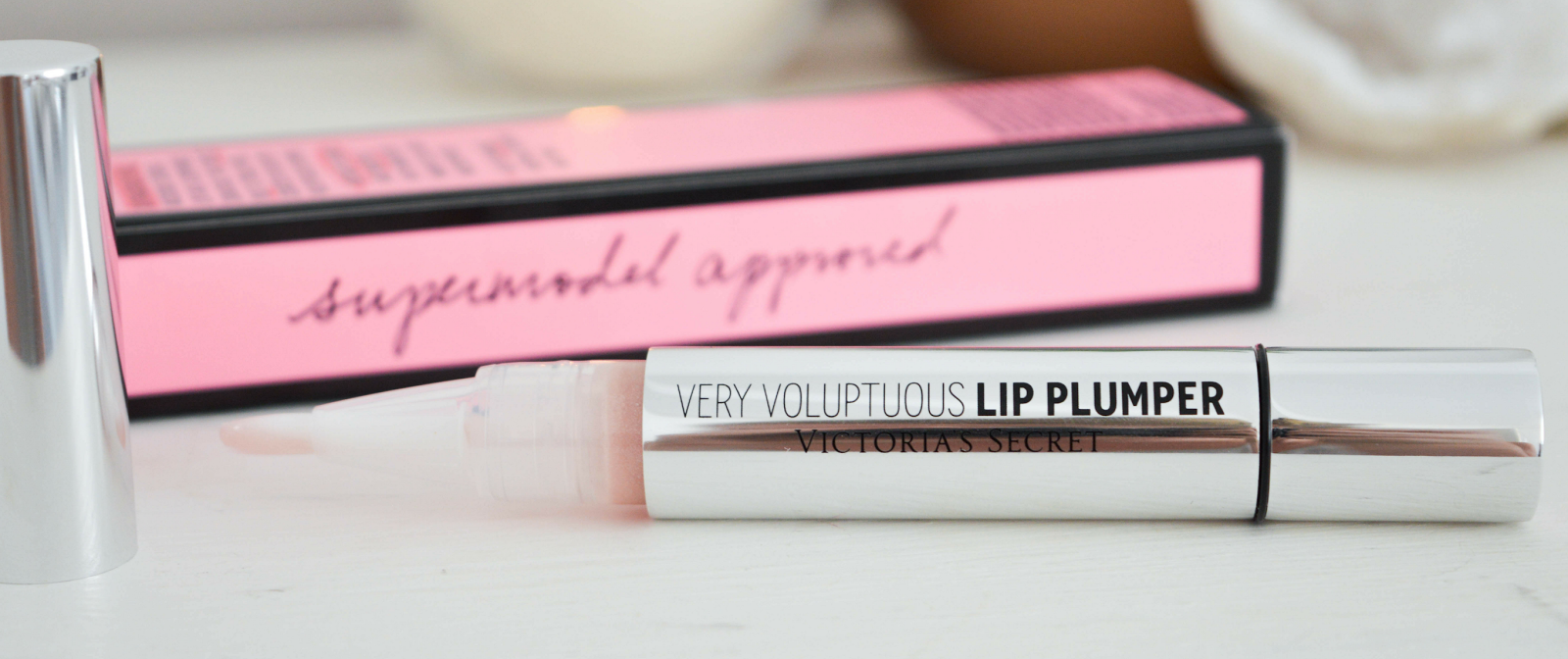 body confidence tips, beauty blog UK, Victorias Secret Very Voluptuous Lip Plumper