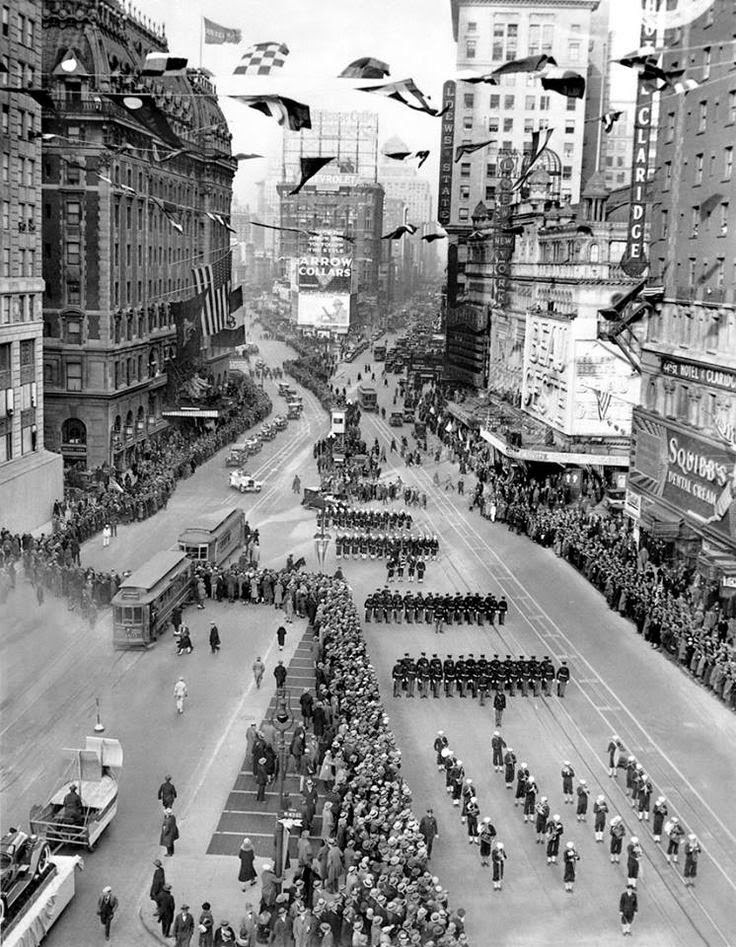 Times Square 1926 randommusings.filminspector.com