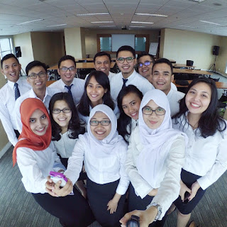 Manusia Gila Mega Management Development Program Mmdp Bank Mega