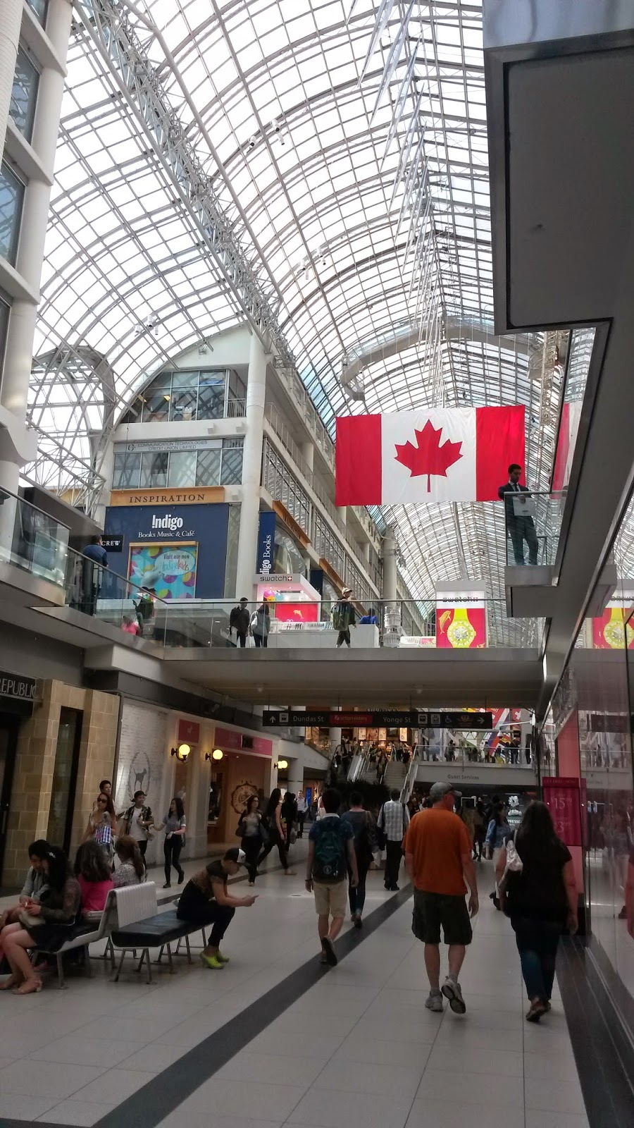 hollister in vaughan mills