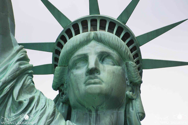 My Travel Background : détail de la tête de la Statue de la Liberté, New York