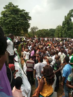 0 Over 500 people turned up for the 2hr 30minutes protest in Lagos