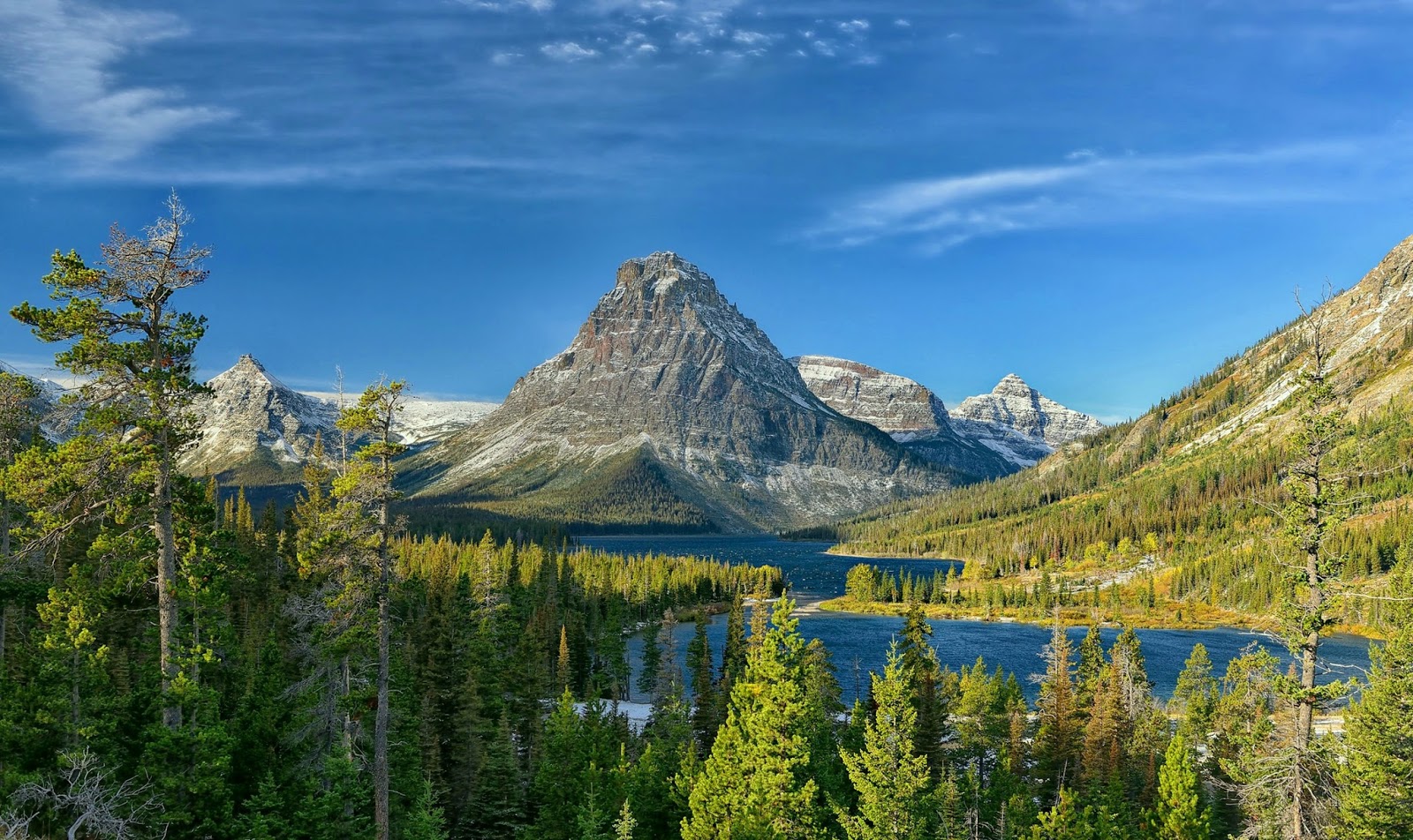 Travel & Adventures United States of America. A voyage to the nature