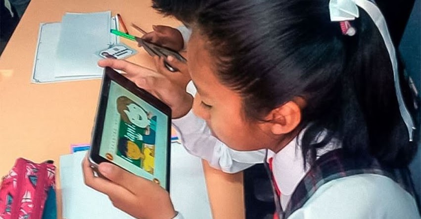 MINEDU entregará a escolares a partir de octubre, el primer lote de medio millón de Tablets, tras haber adjudicado al grupo Deltron S.A. y Máxima Internacional S.A. MINEDU entregará a escolares a partir de octubre, el primer lote de medio millón de Tablets, tras haber adjudicado al grupo Deltron S.A. y Máxima Internacional S.A.