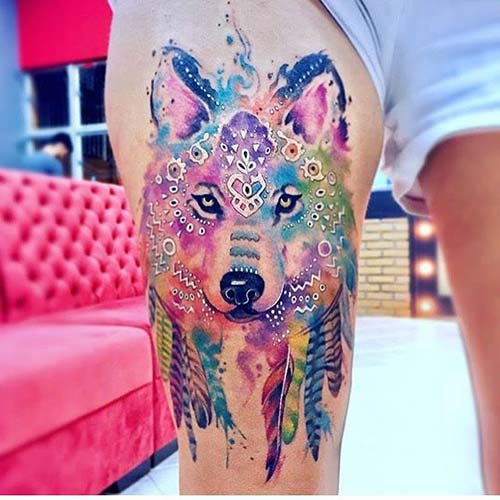 kadın üst bacak renkli kurt dövmesi woman thigh watercolor wolf tattoo kadın üst bacak renkli kurt dövmesi woman thigh watercolor wolf tattoo