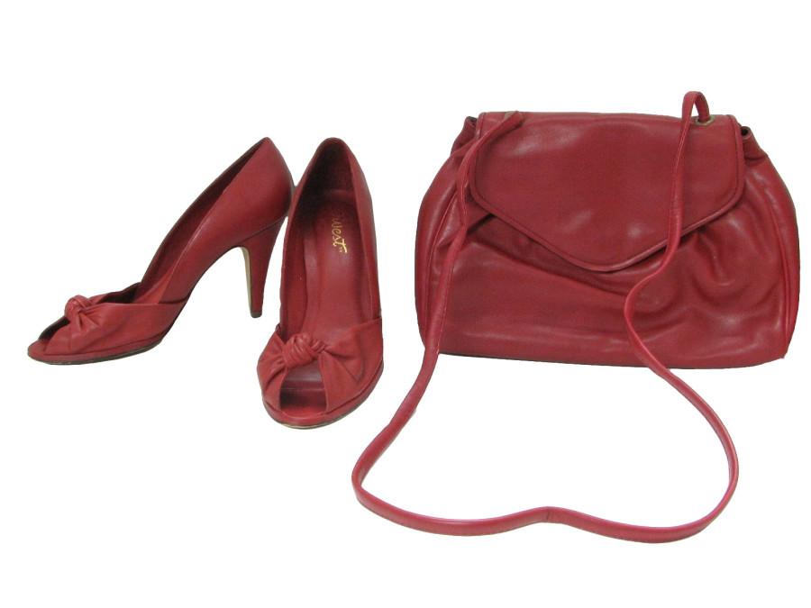 This Teen of the 80s is SUFFERING.