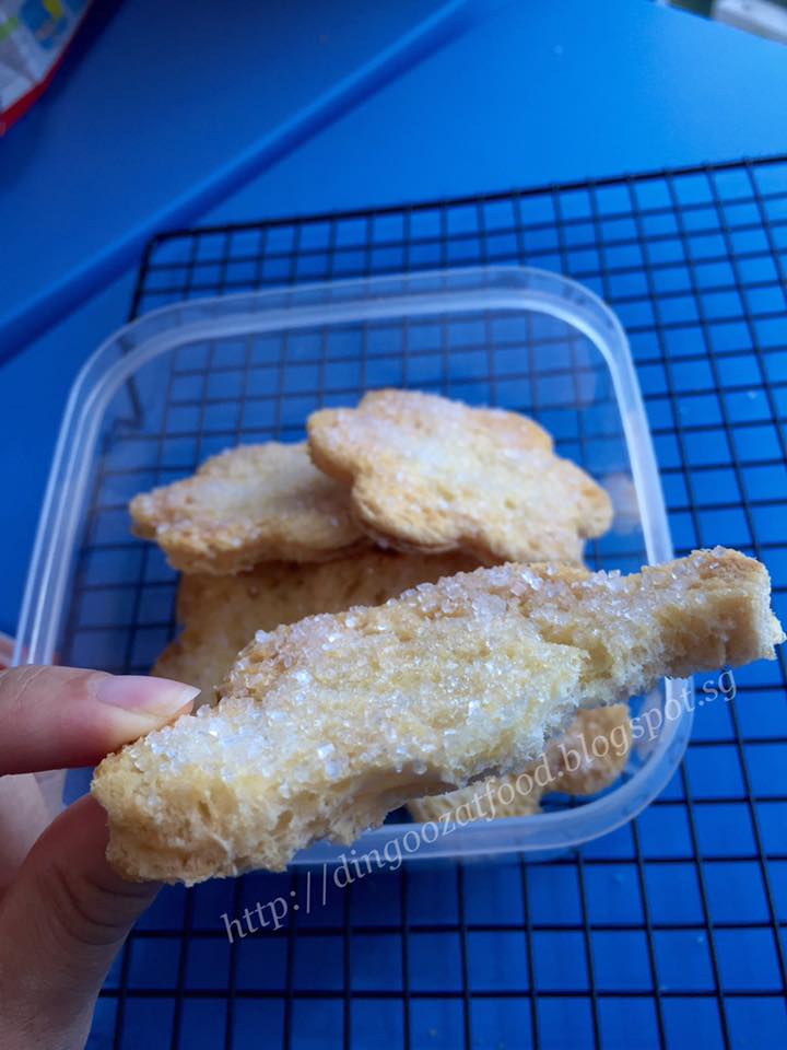 Miki's Food Archives : Crunchy Butter Sugar Toast (aka Roti Kok) 香脆粗糖牛油面包饼
