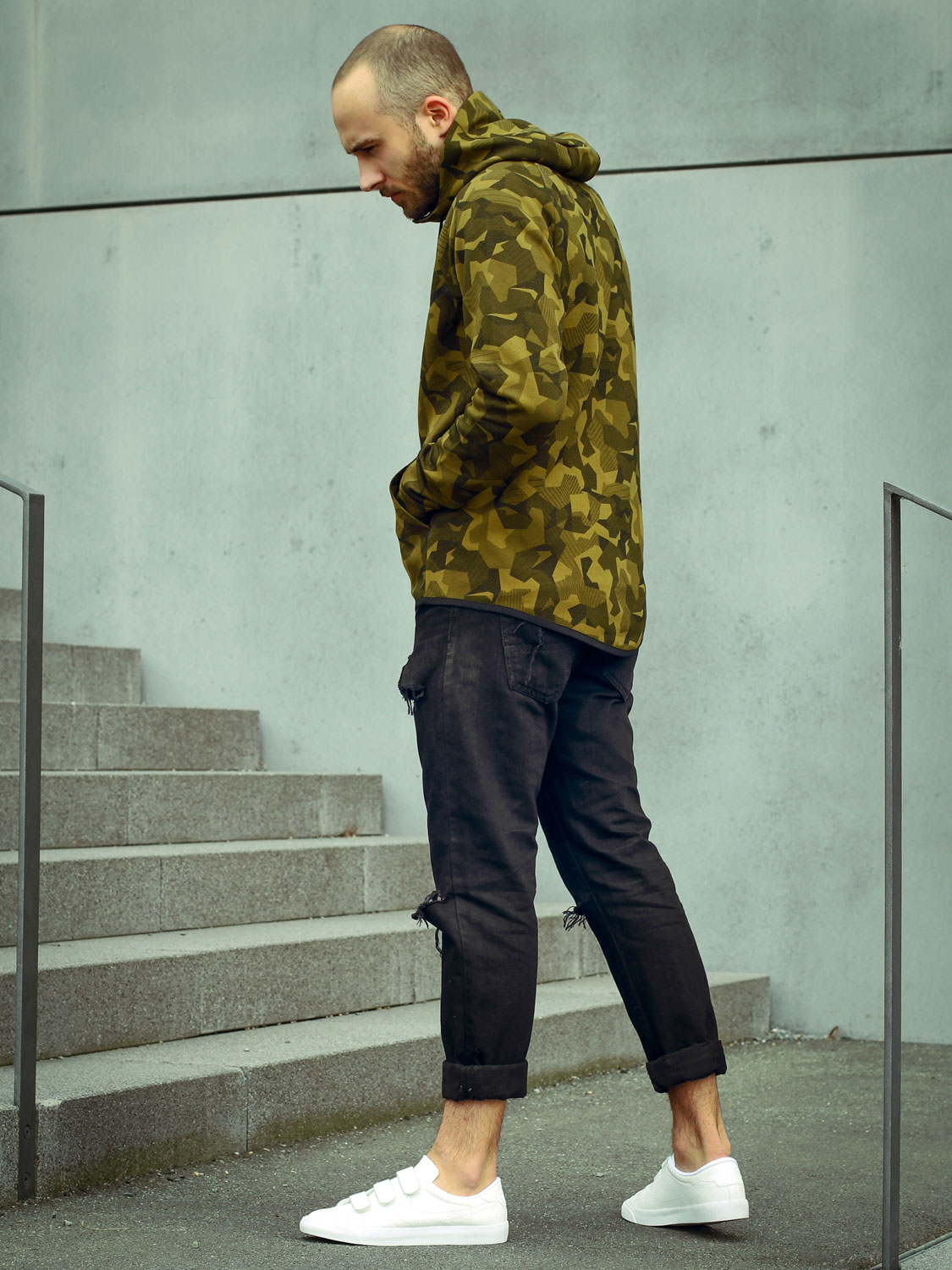 SOLEKITCHEN Nike Tech Fleece Windrunner Olive Flak