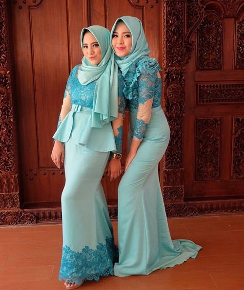 45 Model Kebaya Wisuda Muslim Modern Terbaru 2018 | 45 model kebaya wisuda muslim modern terbaru 2018 45 Model Kebaya Wisuda Muslim Modern Terbaru 2018 | 45 model kebaya wisuda muslim modern terbaru 2018